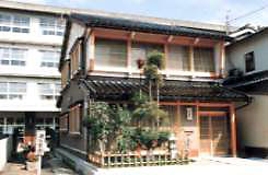 井波屋旅館