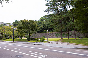 金沢城公園　丸の内園地